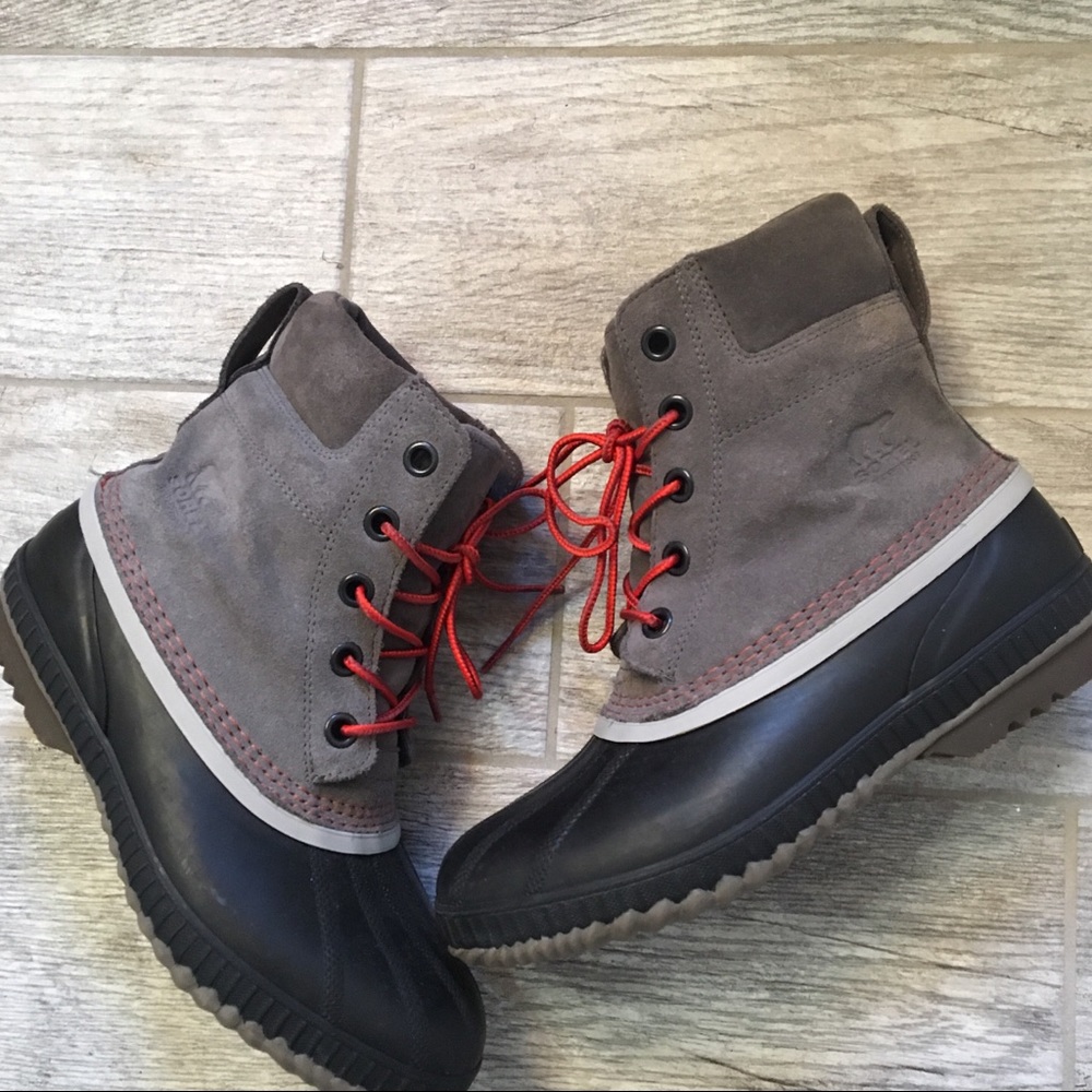 Sorel Mens’ Boots- like new